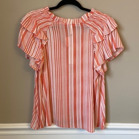 NWT Coral and White Top by Glam - Large - Picture 3 of 6